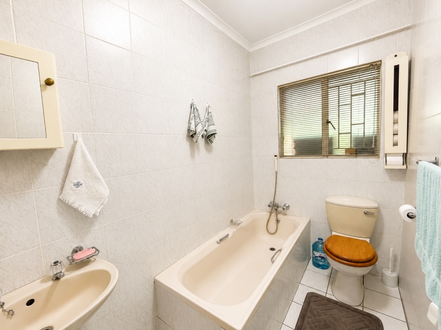 3 Bedroom Property for Sale in Geelhoutpark North West
